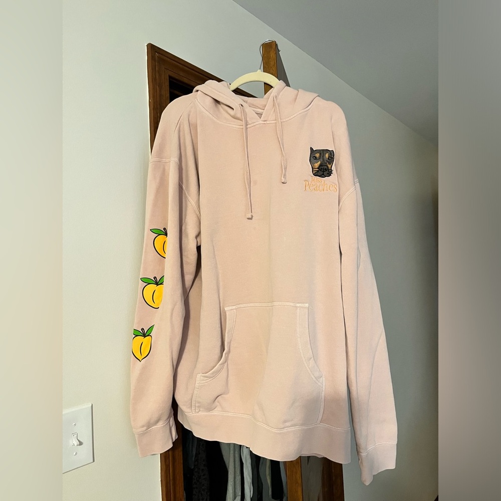 FAMOUS MISS PEACHES BARSTOOL SWEATSHIRT